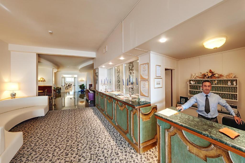 Hotel Bahia ซัน เบเนเดตโต เดล ตรอนโต ภายนอก รูปภาพ